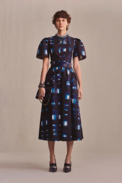 Look 17
